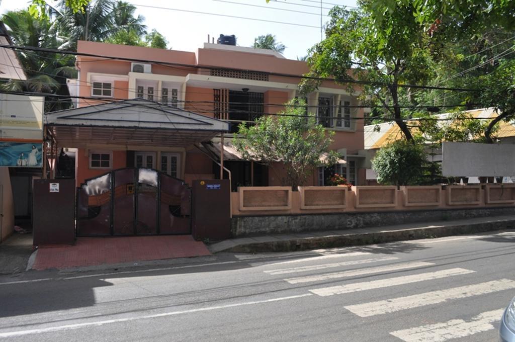 Nandanam Homestay Thiruvananthapuram Exterior photo